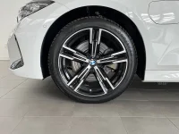 BMW 330 xDrive Sedan 4,95ränta M Sport 18" HiFi Rattvärme Drag 0kW