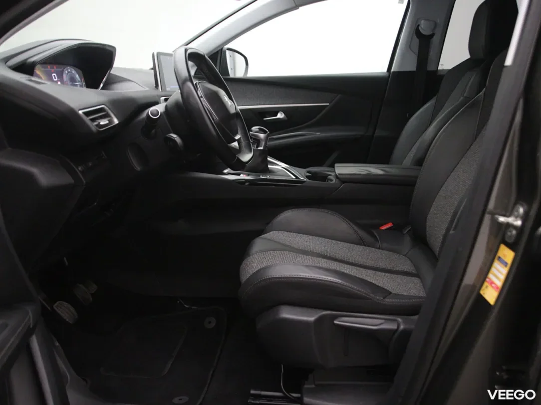 Peugeot 3008 1.2 96kW