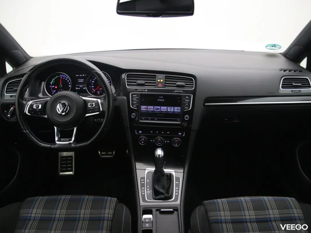 Volkswagen Golf 1.4 150kW