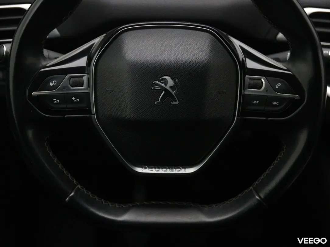 Peugeot 3008 1.2 96kW