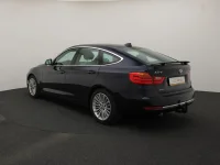 BMW 320 2 135kW thumbnail