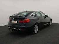 BMW 320 2 135kW thumbnail