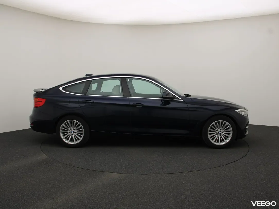 BMW 320 2 135kW