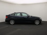 BMW 320 2 135kW thumbnail
