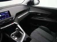 Peugeot 3008 1.2 96kW thumbnail
