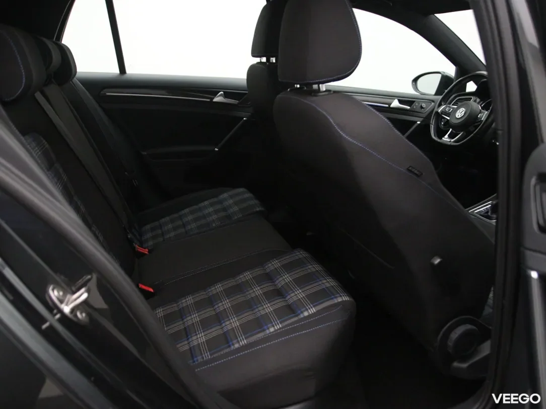 Volkswagen Golf 1.4 150kW