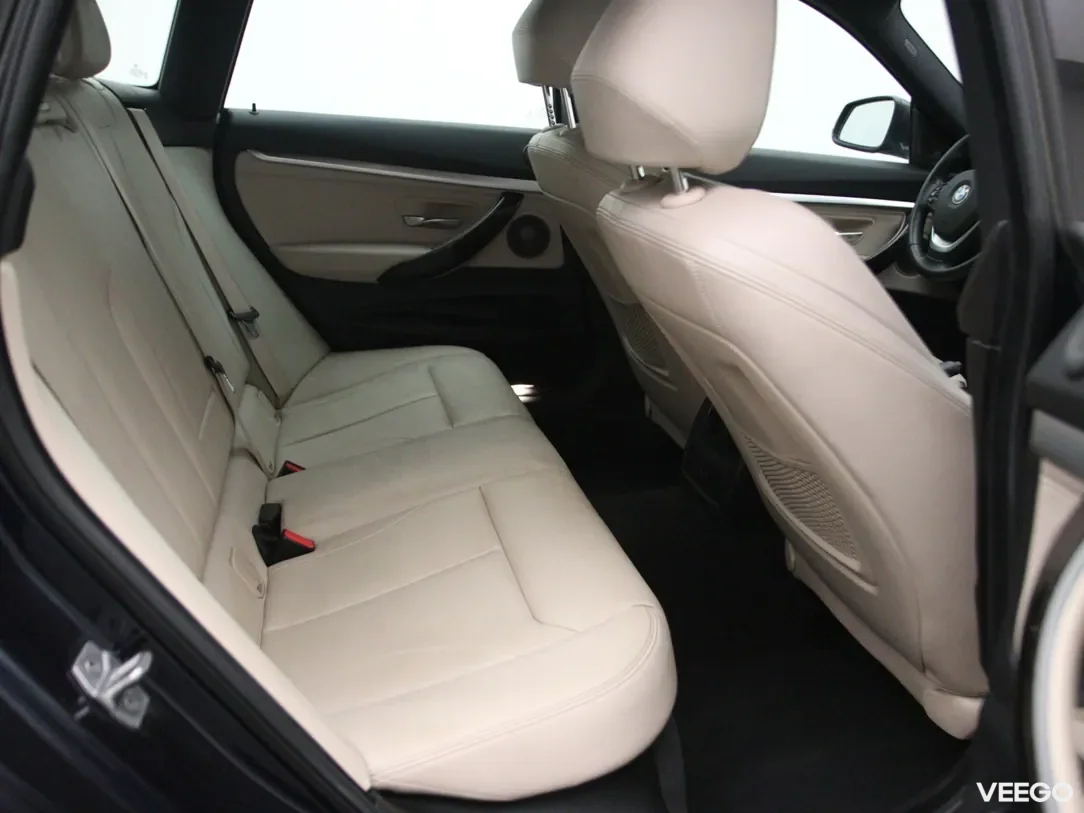 BMW 320 2 135kW