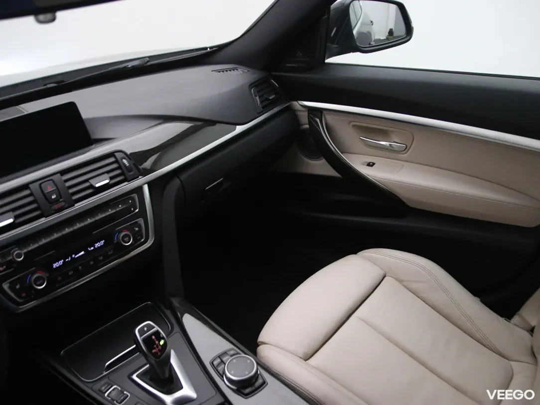 BMW 320 2 135kW