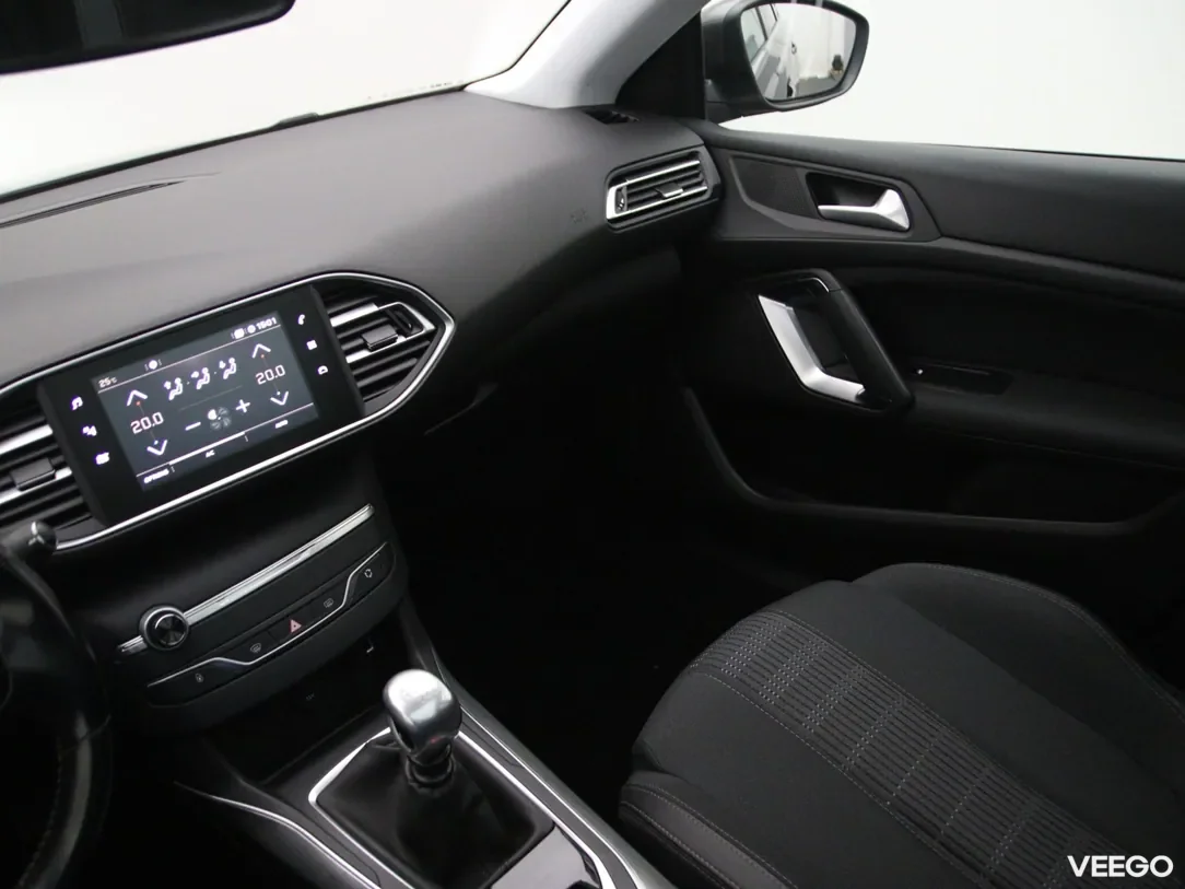 Peugeot 308 1.5 96kW