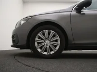 Peugeot 308 1.5 96kW thumbnail