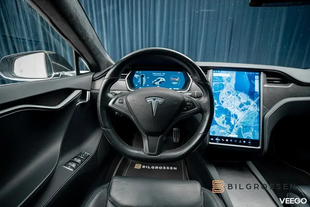 Tesla Model S Performance 761hk Uppgr AP Summon P-Värm Pano 560kW