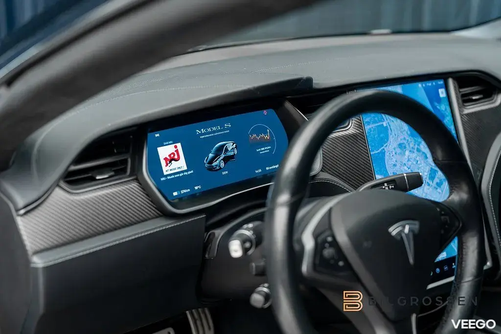 Tesla Model S Performance 761hk Uppgr AP Summon P-Värm Pano 560kW