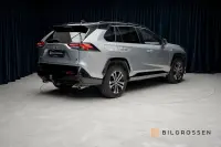 Toyota RAV4 Plug in AWD-i 306hk Style Drag B-Kamera MOMS 225kW thumbnail