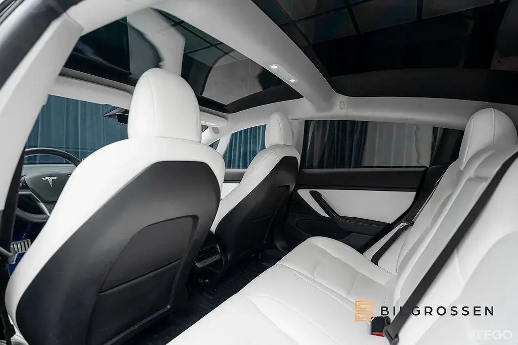Tesla Model 3 Performance 513hk Autopilot Premium 377kW