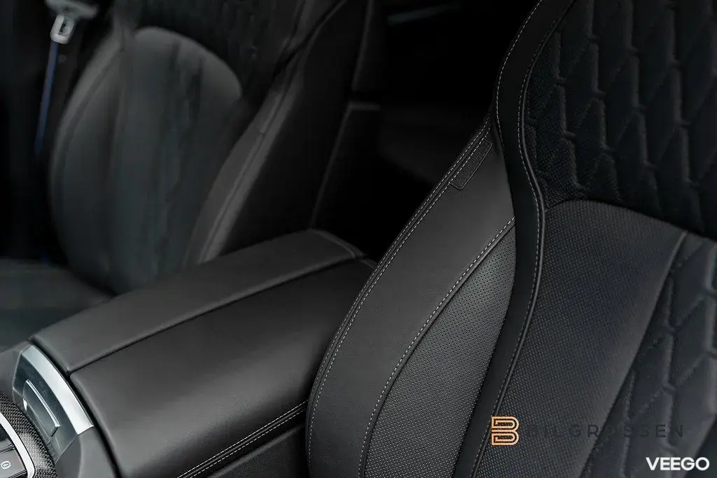 BMW X7 M60i xDrive M Sport Pro Executive SkyLounge B&W 390kW