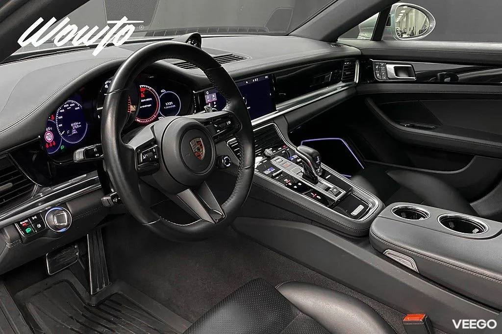Porsche Panamera 4 E-Hybrid PDK 462HK /Pano /Bose /360 340kW