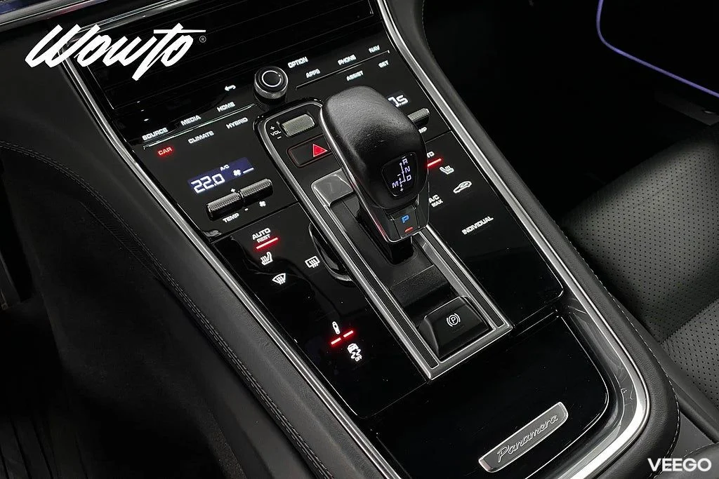 Porsche Panamera 4 E-Hybrid PDK 462HK /Pano /Bose /360 340kW