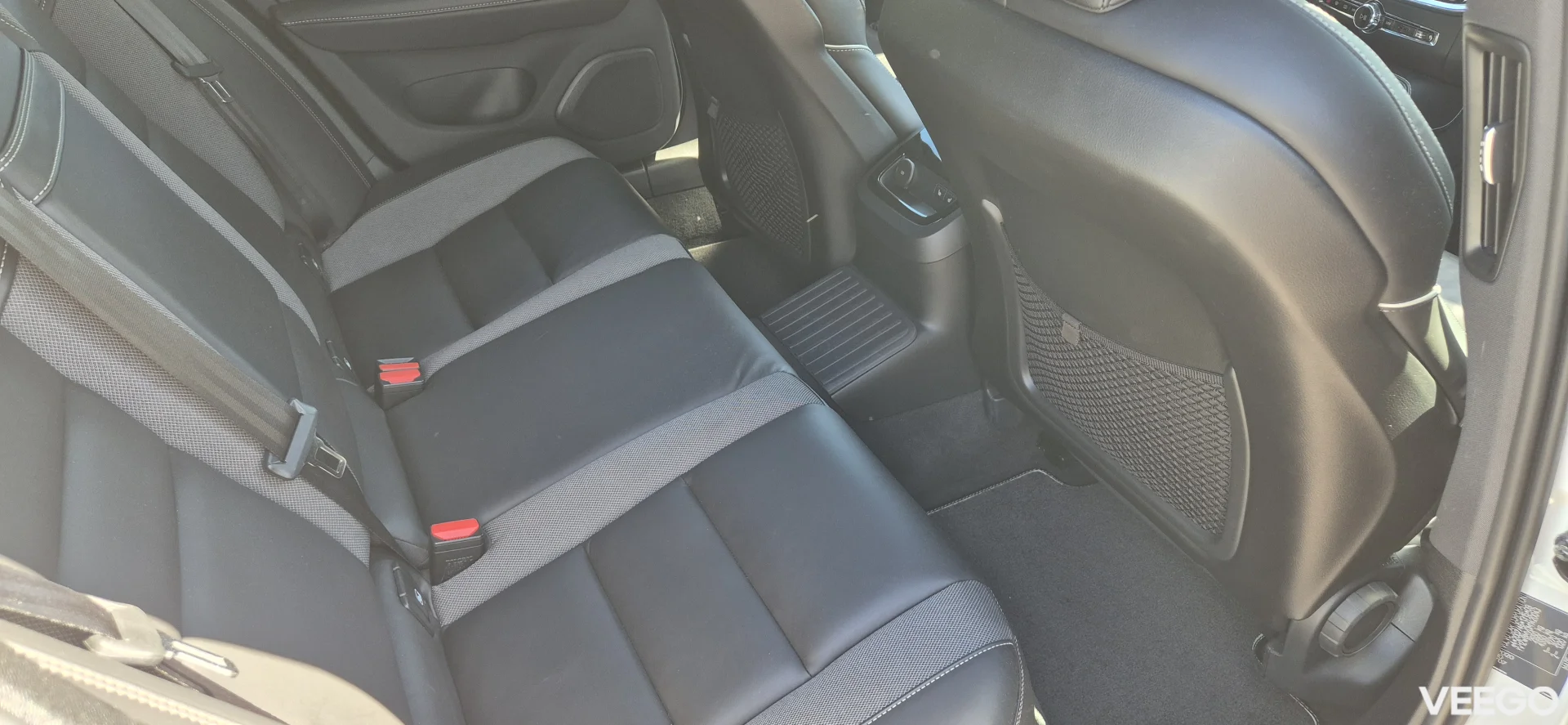 Volvo V60 T8 MY21 2.0 298kW