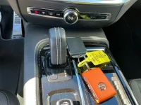 Volvo V60 T6 R-Design Recharge AWD 252kW thumbnail