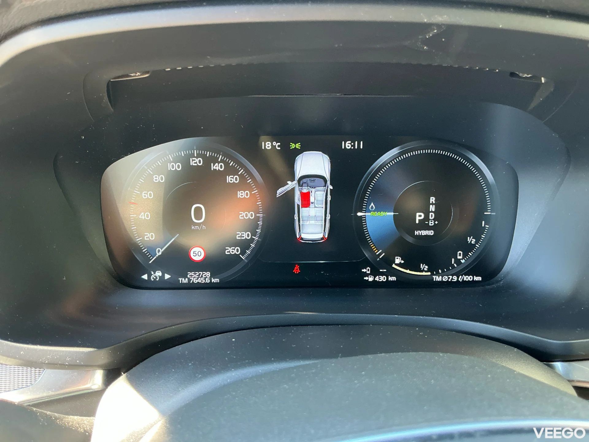 Volvo V60 T6 R-Design Recharge AWD 252kW