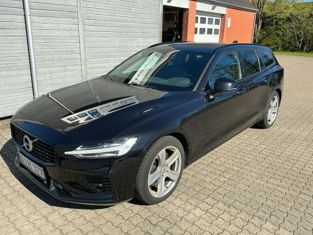 Image of Volvo V60 T6 R-Design Recharge AWD 252kW