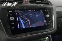 Volkswagen Tiguan eHybrid DSG 245HK R-Line /Cockpit /Navi 180kW