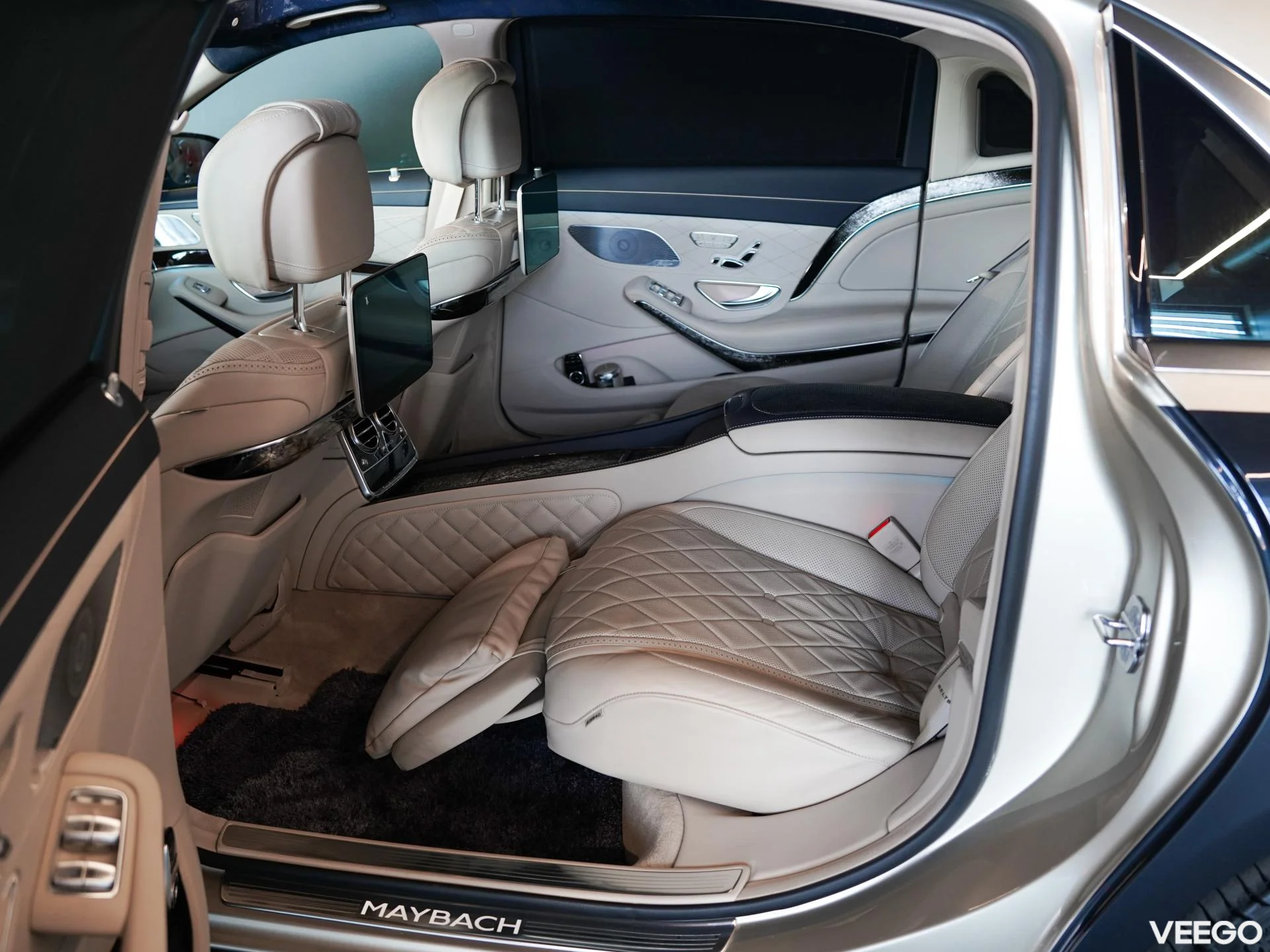 Mercedes-Benz Mercedes-Maybach 6.0 463kW