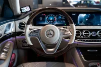 Mercedes-Benz Mercedes-Maybach 6.0 463kW thumbnail