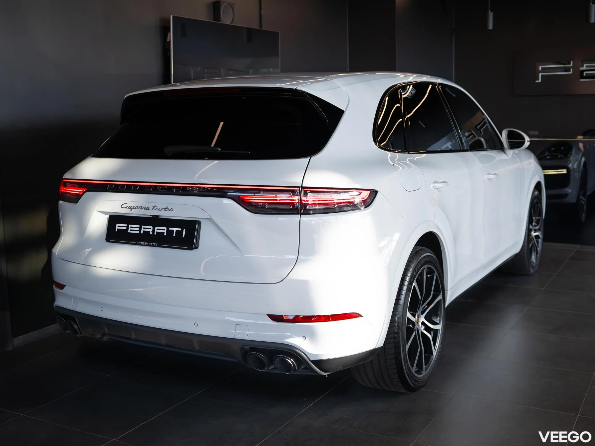 Porsche Cayenne 4.0 404kW
