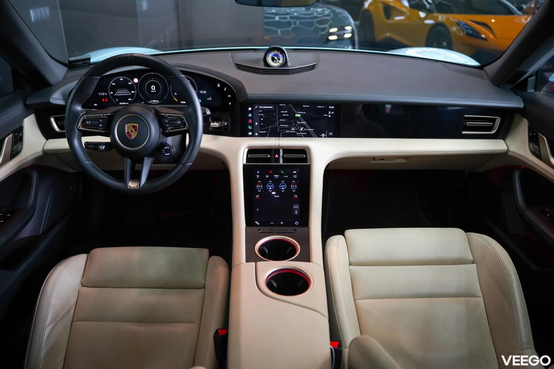 Porsche Taycan 420kW
