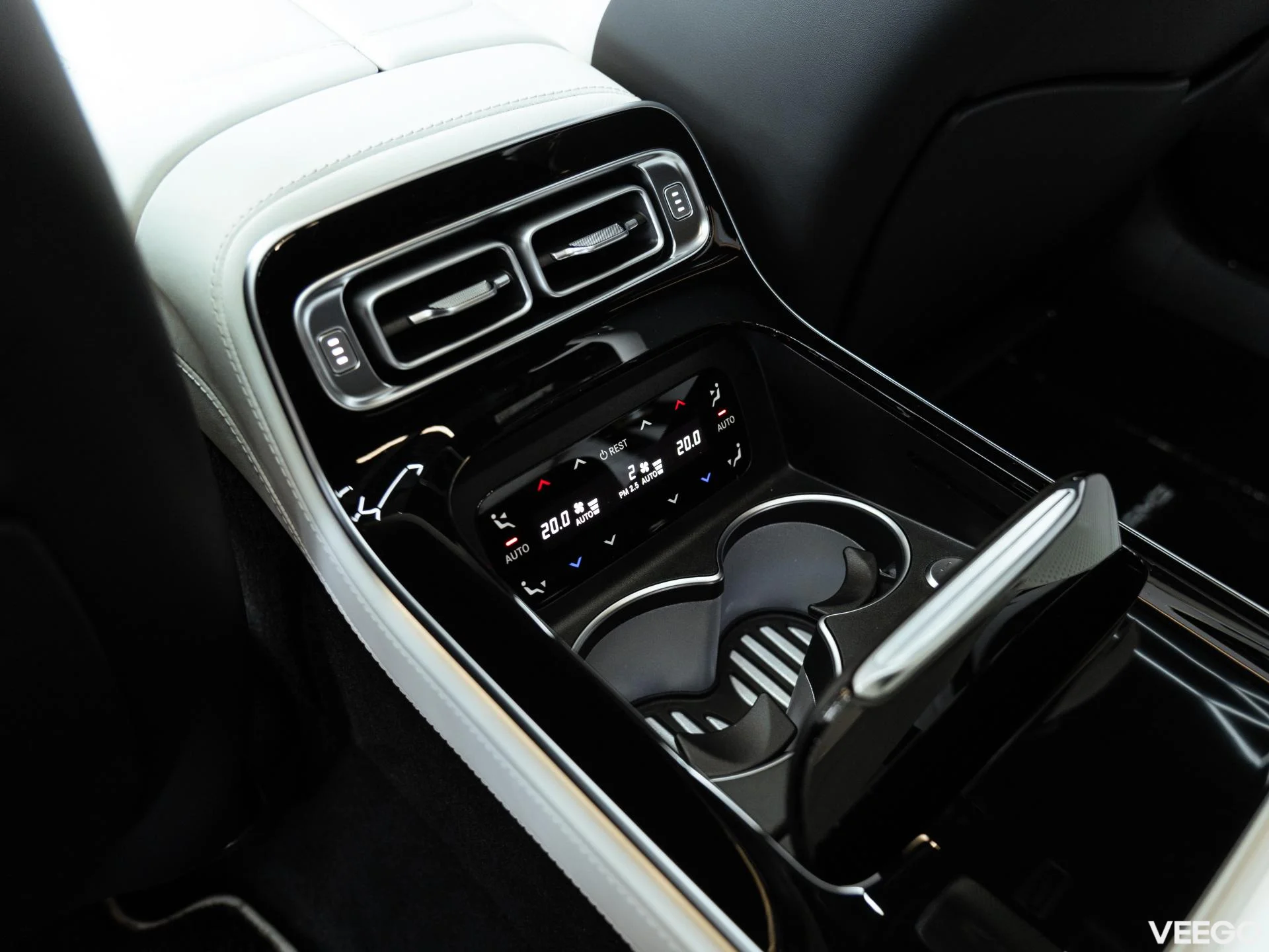 Mercedes-Benz S63 AMG 4.0 530kW