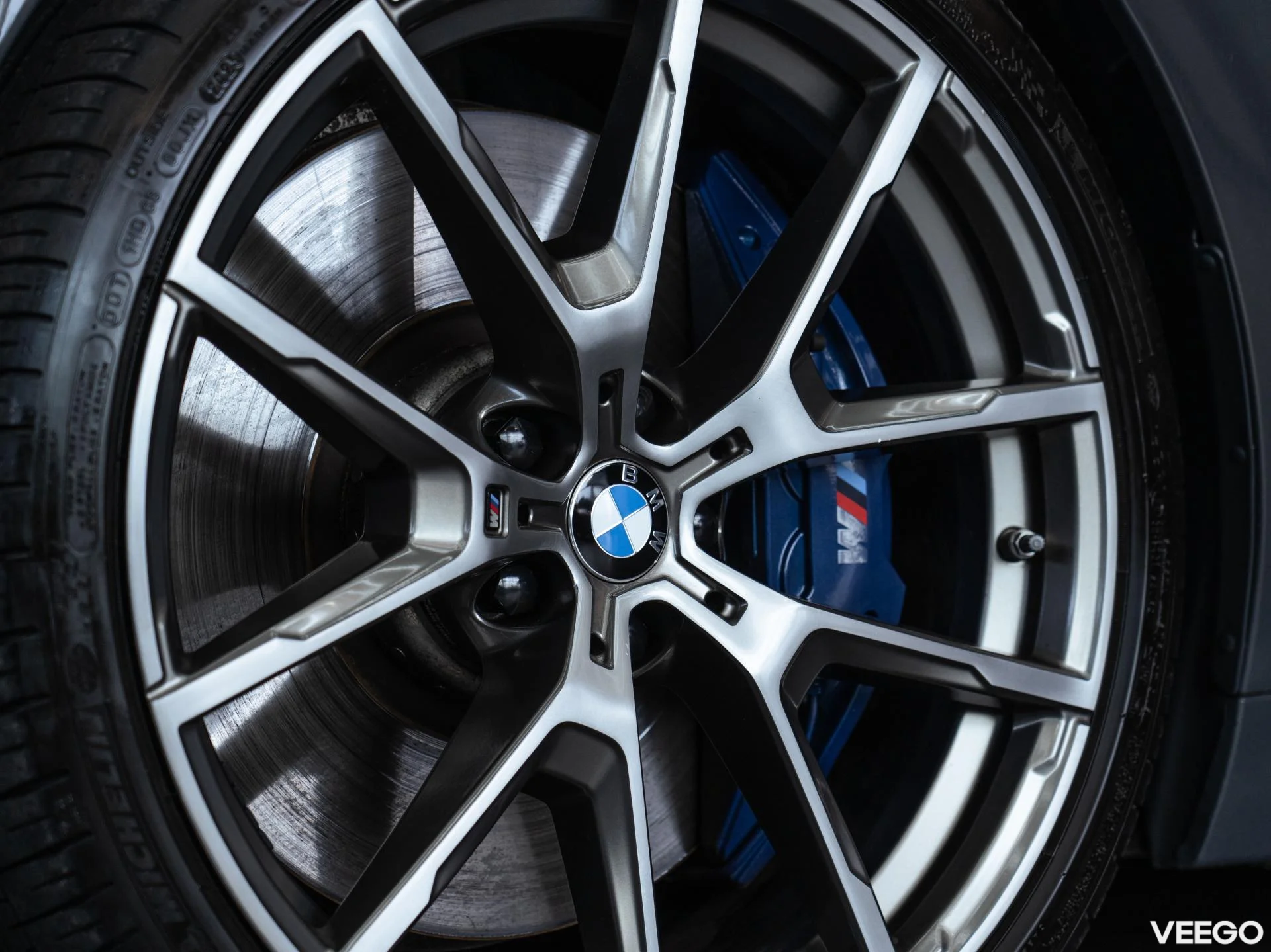 BMW M850 4.4 390kW