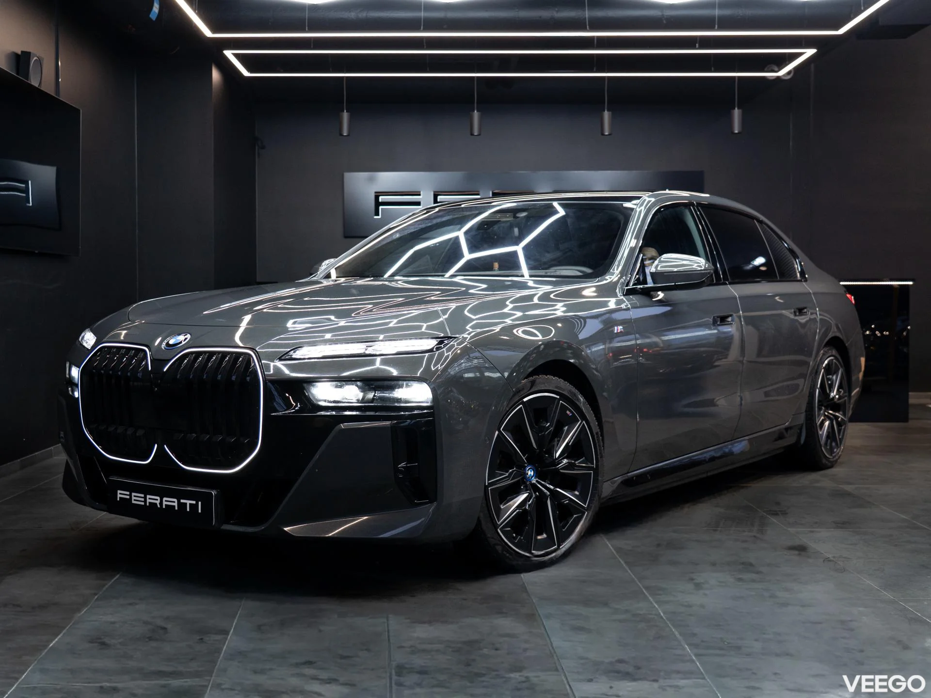 BMW i7 400kW