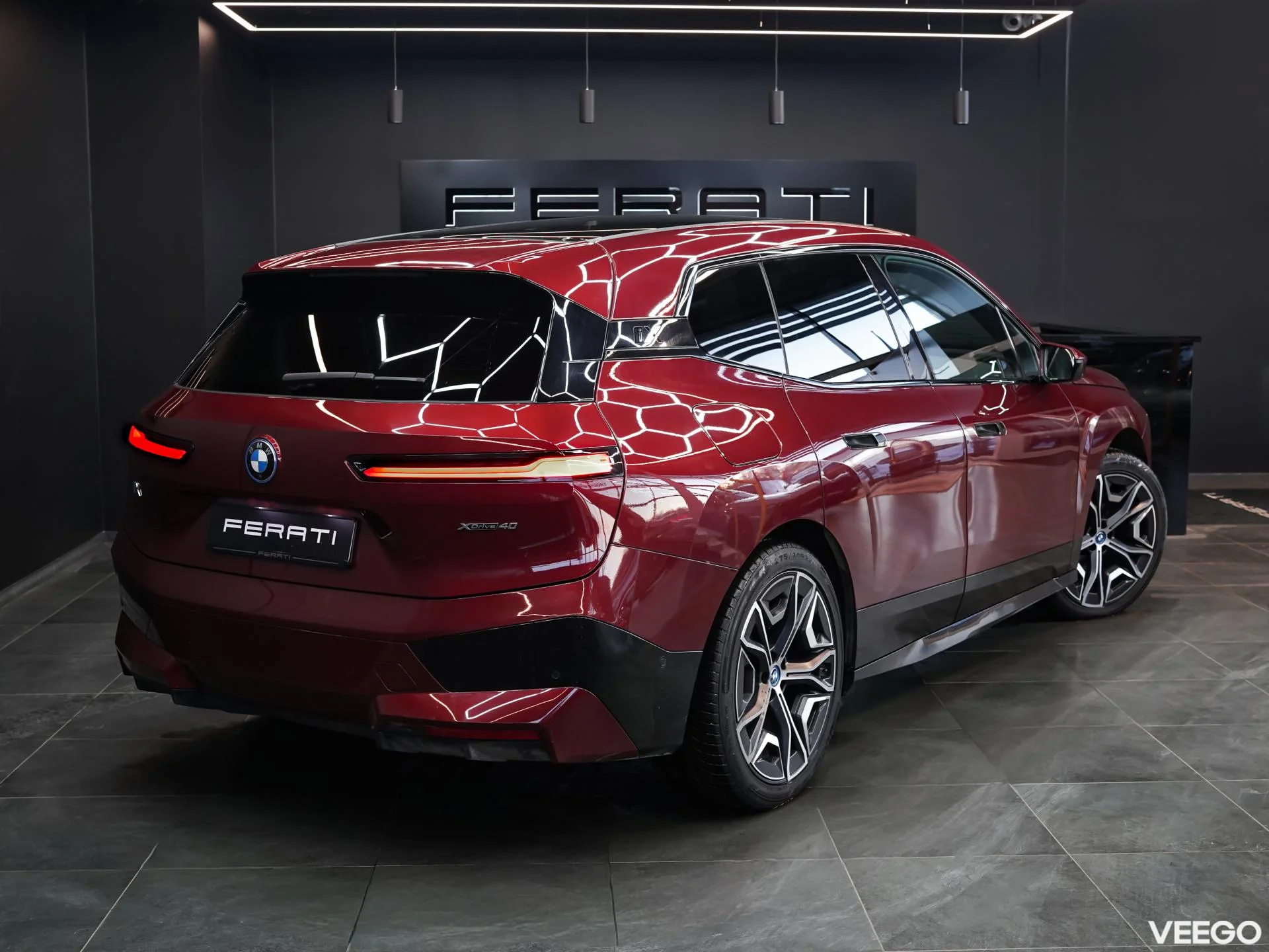 BMW iX 102kW