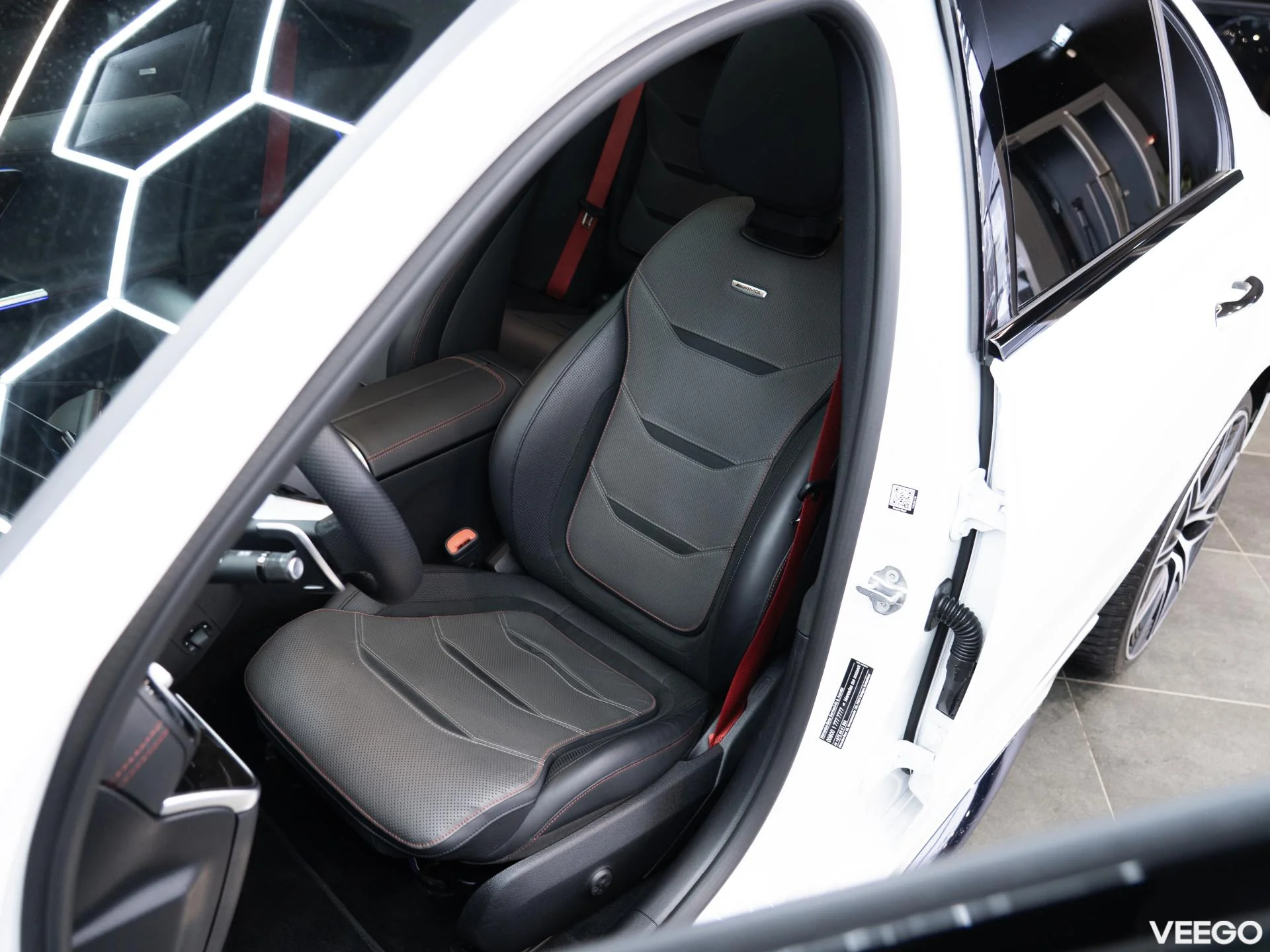 Mercedes-Benz C43 AMG 2.0 300kW