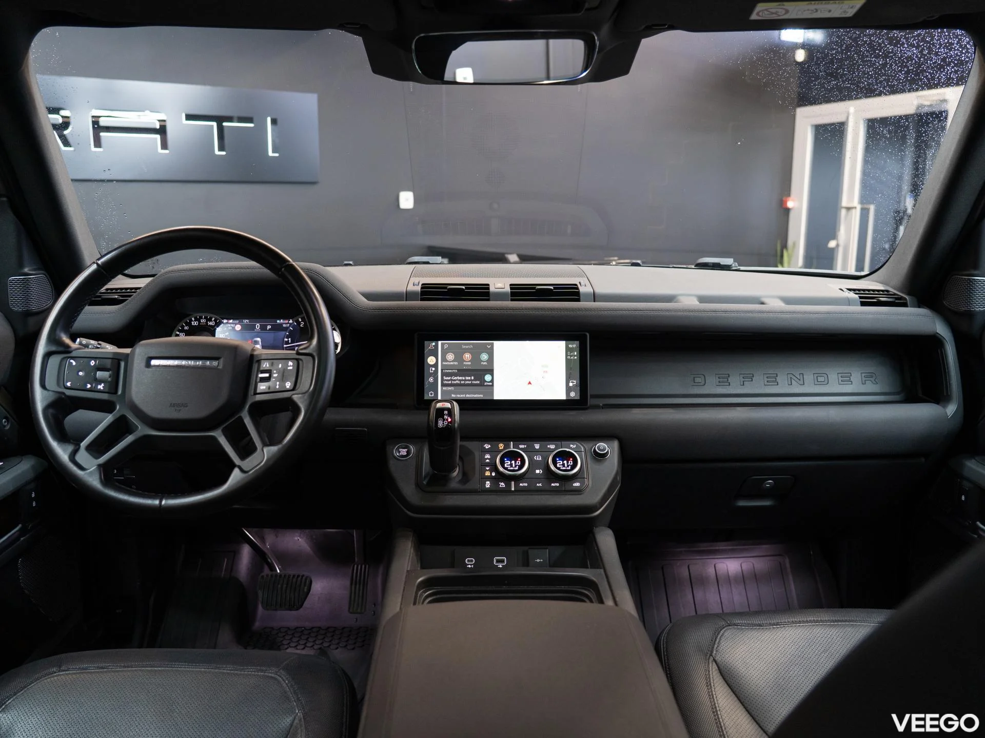 Land Rover Defender 3.0 221kW