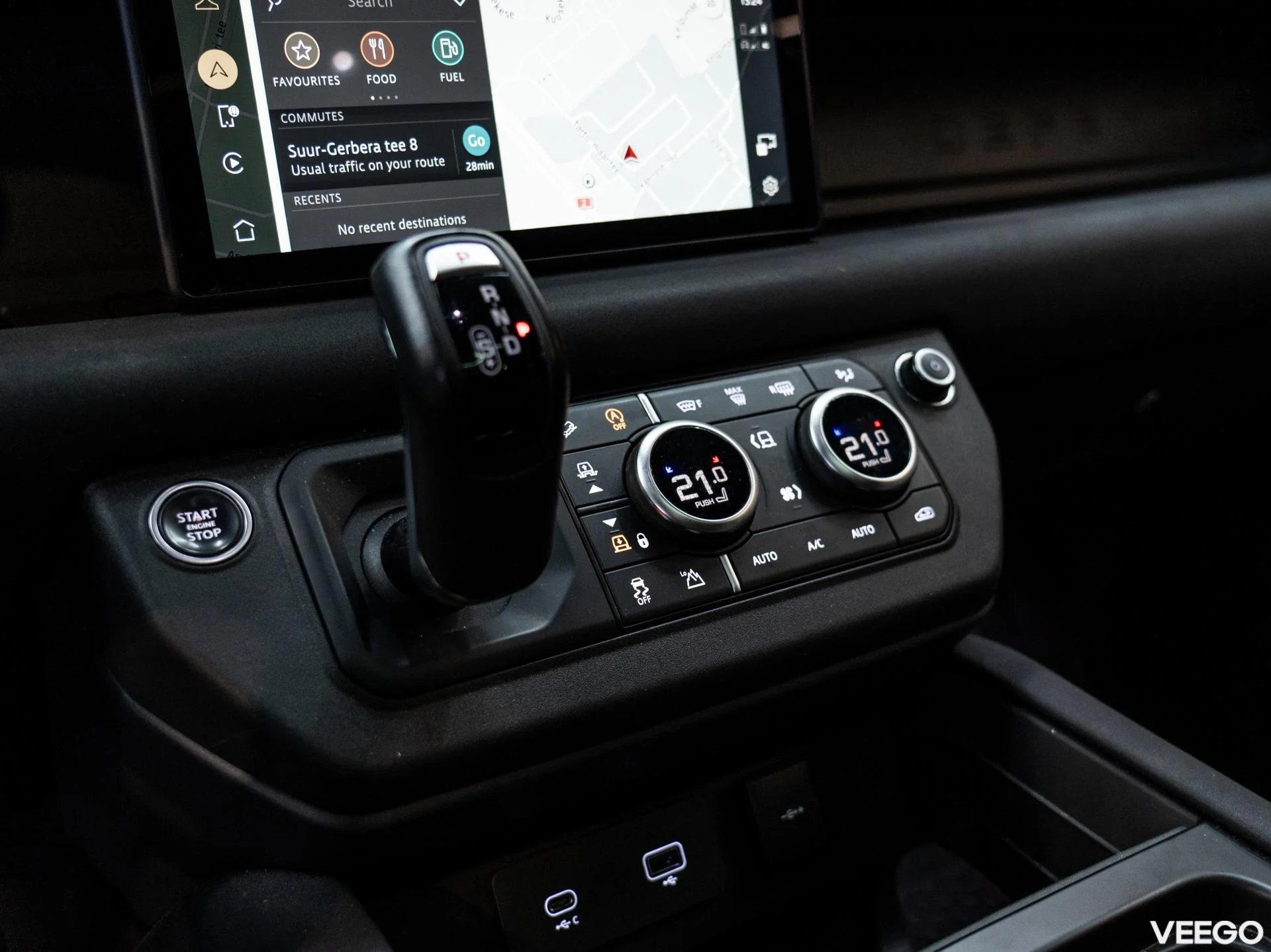 Land Rover Defender 3.0 221kW