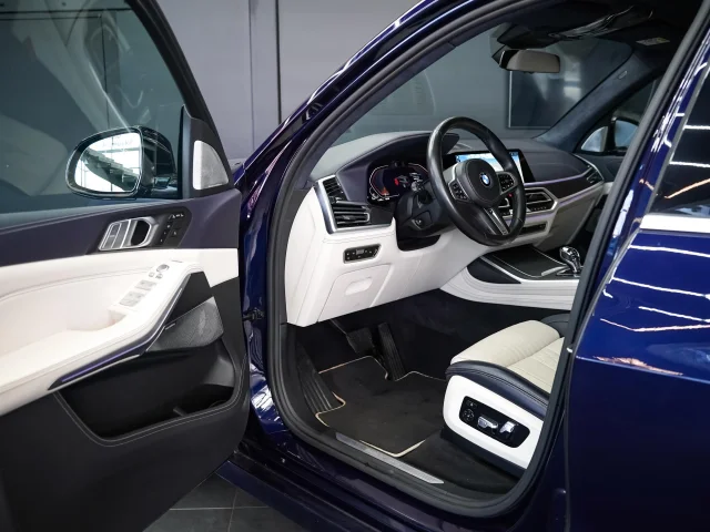 Image of BMW X7 3.0 250kW