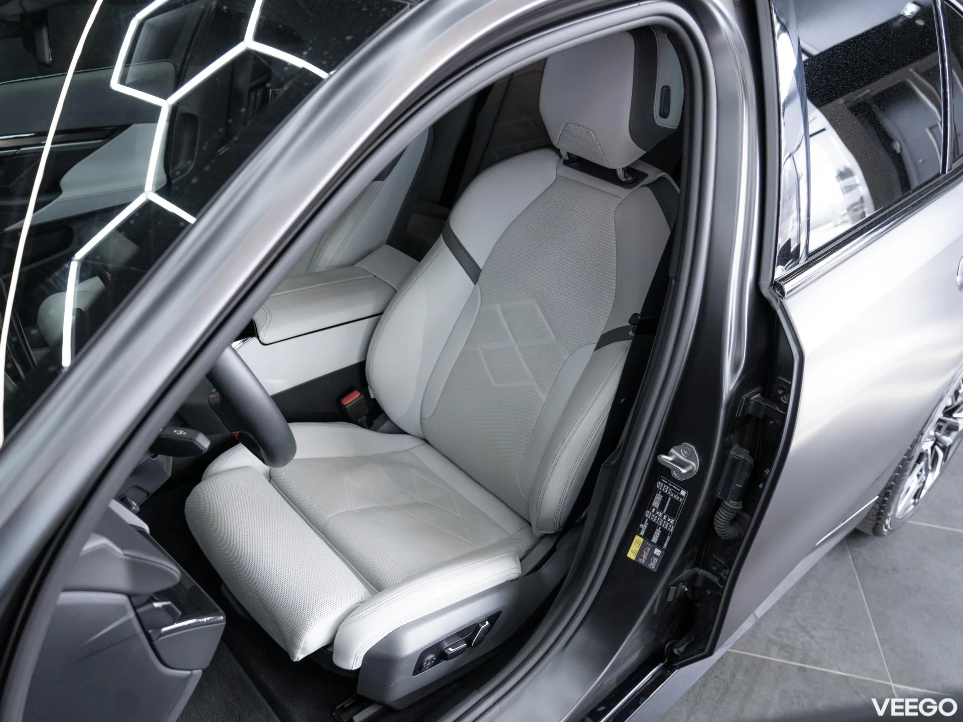 BMW i5 442kW