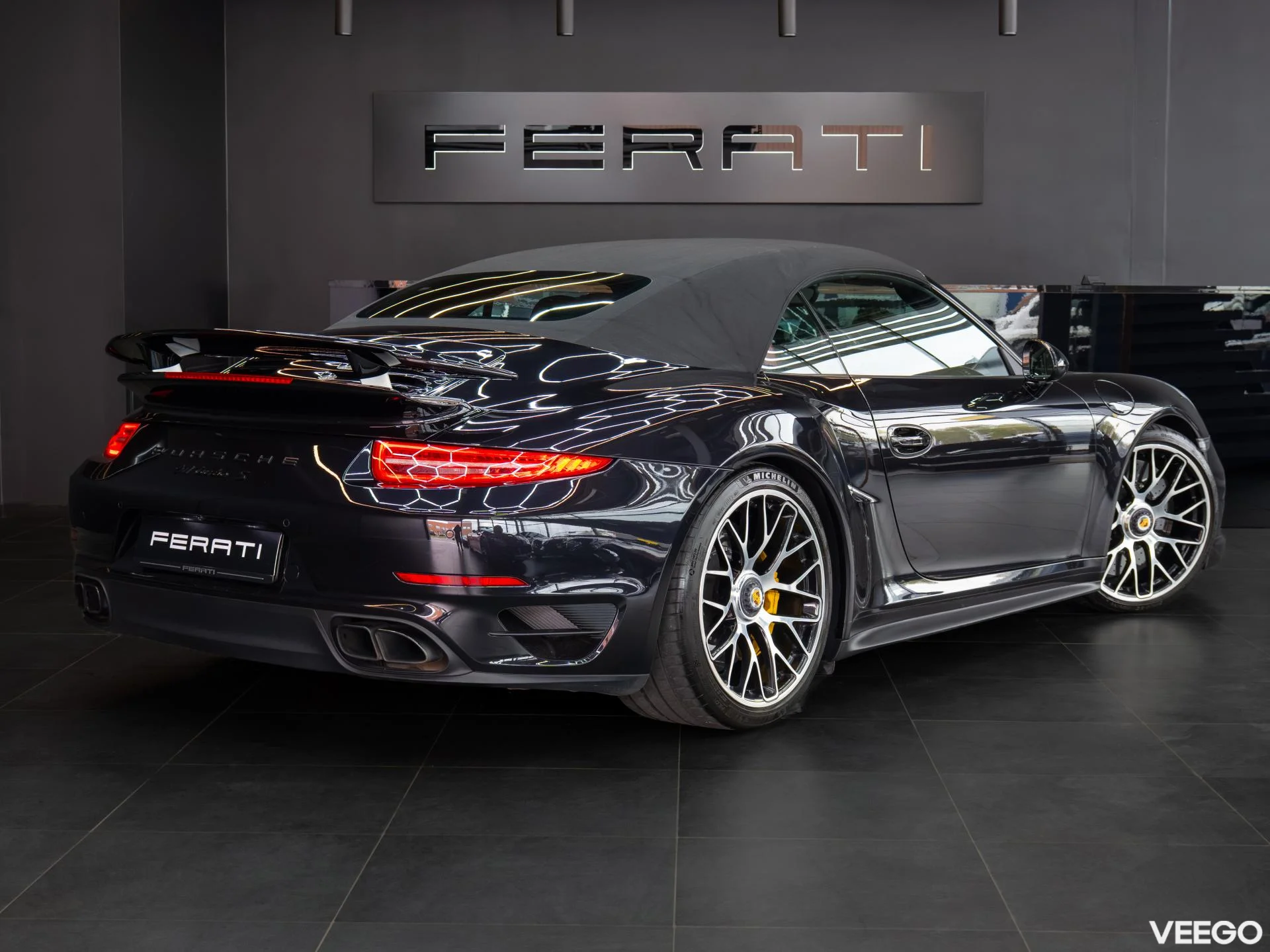 Porsche 911 3.8 412kW