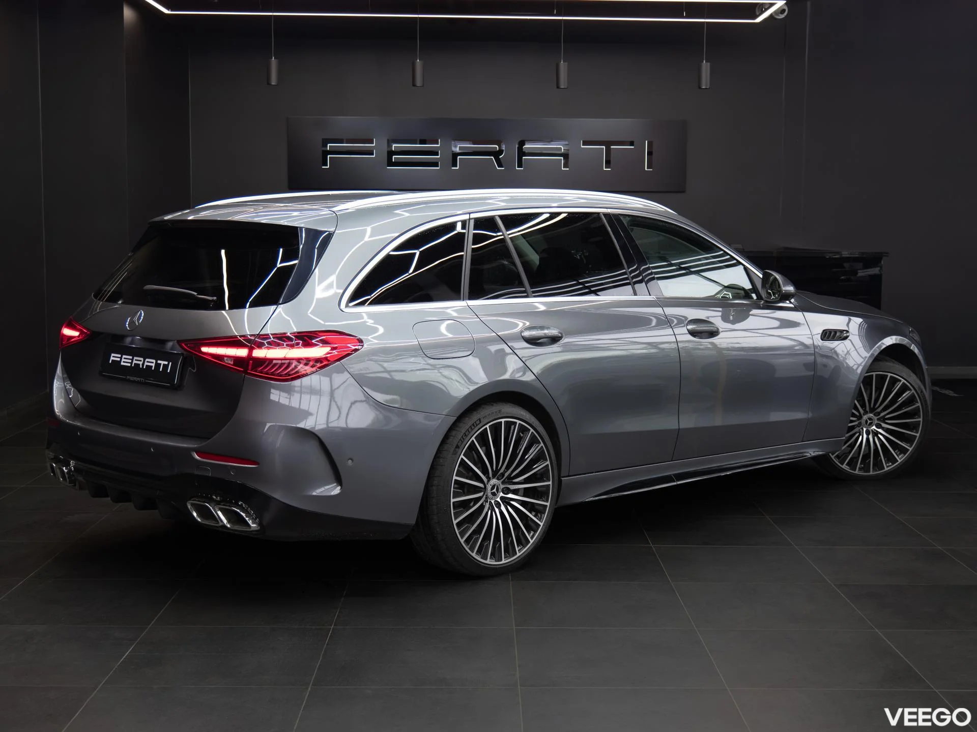 Mercedes-Benz C300 2.0 150kW