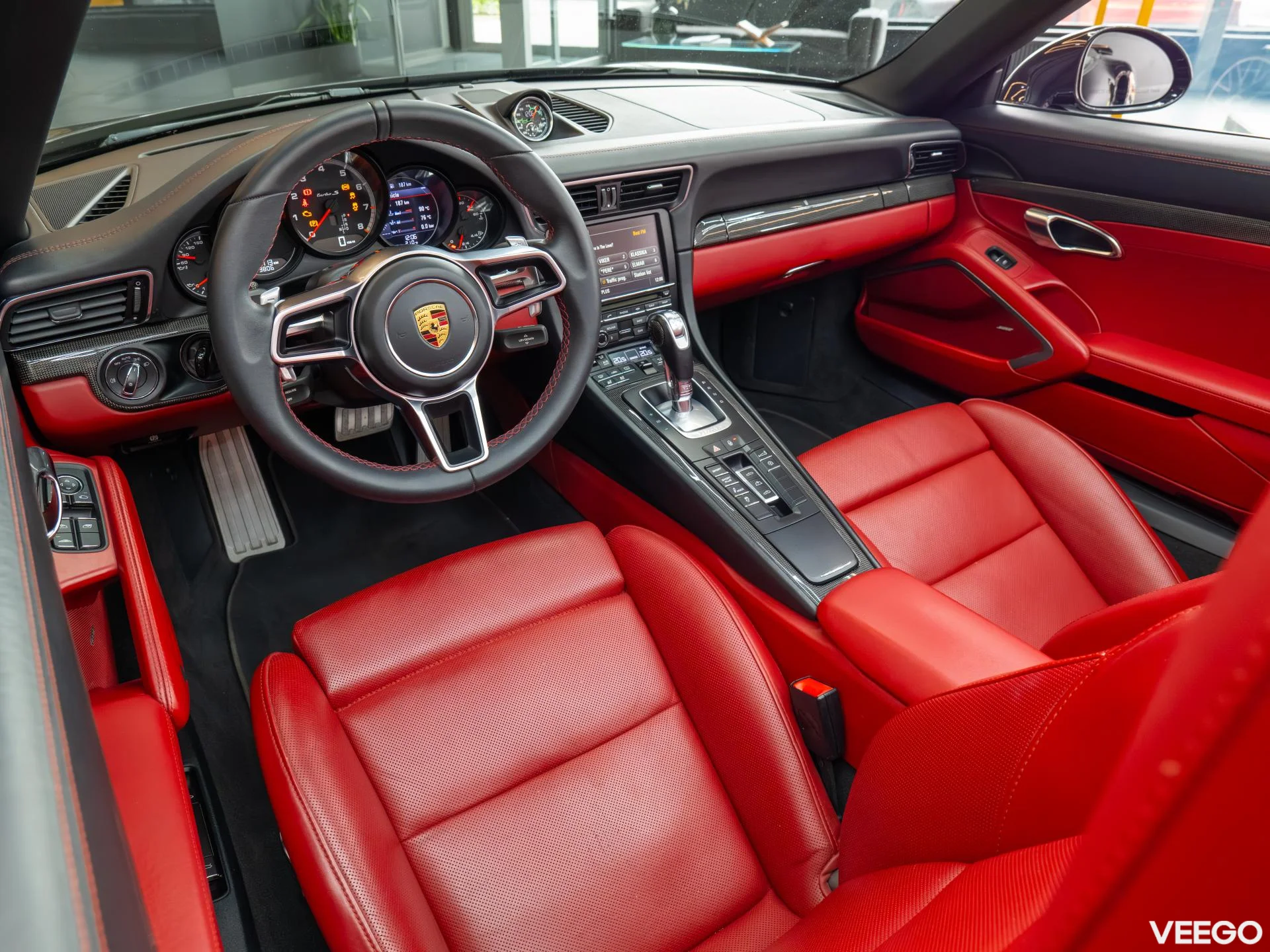 Porsche 911 3.8 412kW