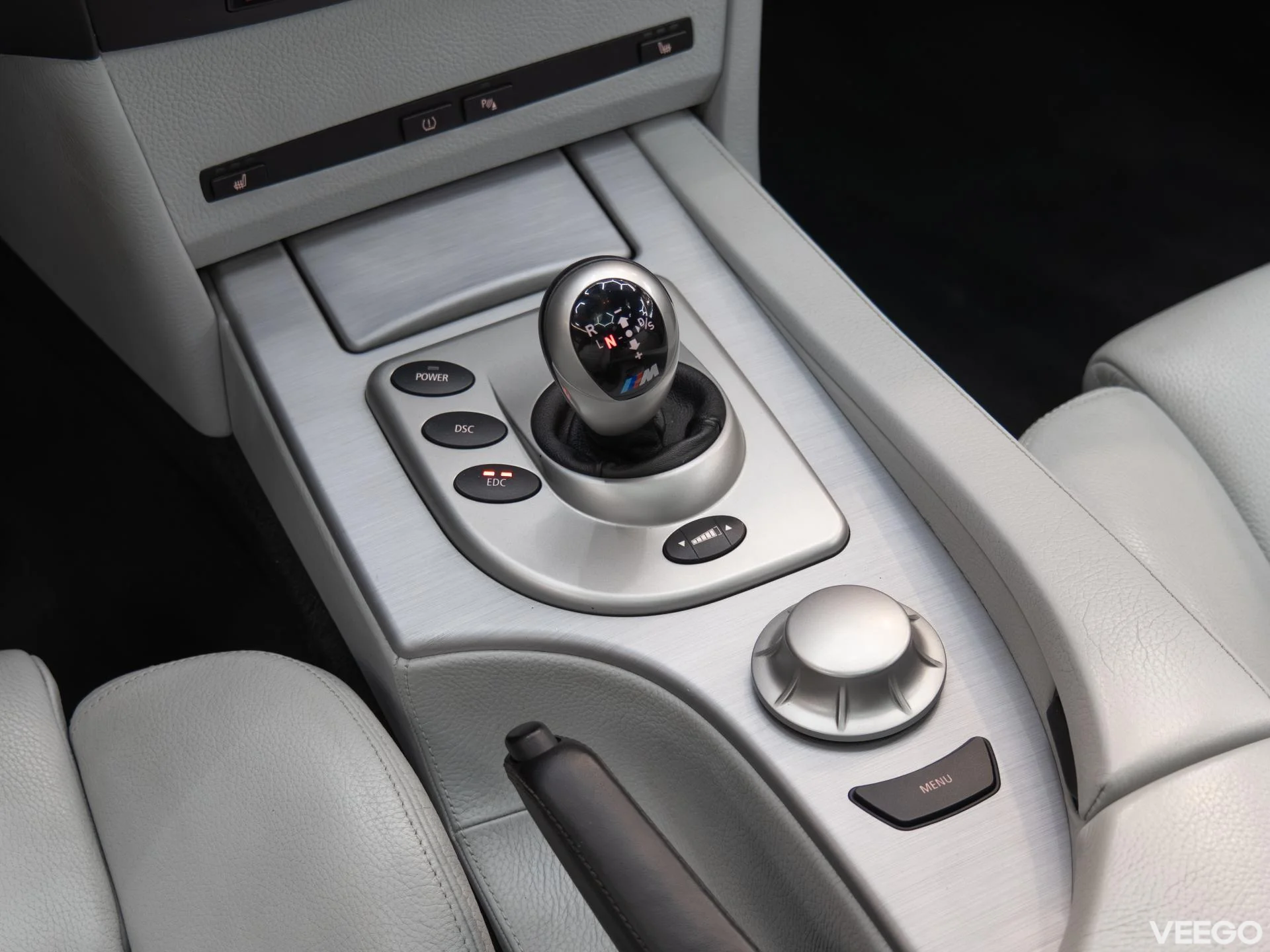 BMW M5 5.0 373kW