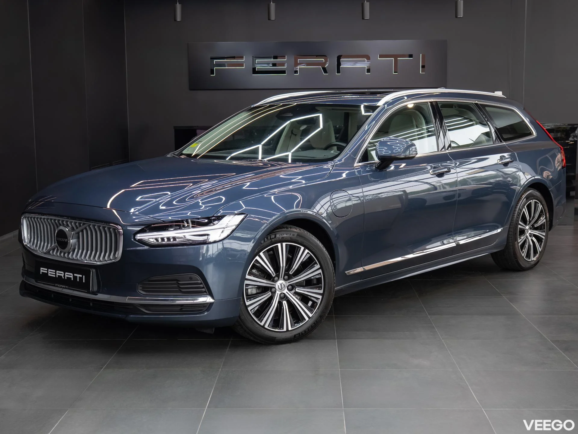 Volvo V90 2.0 251kW
