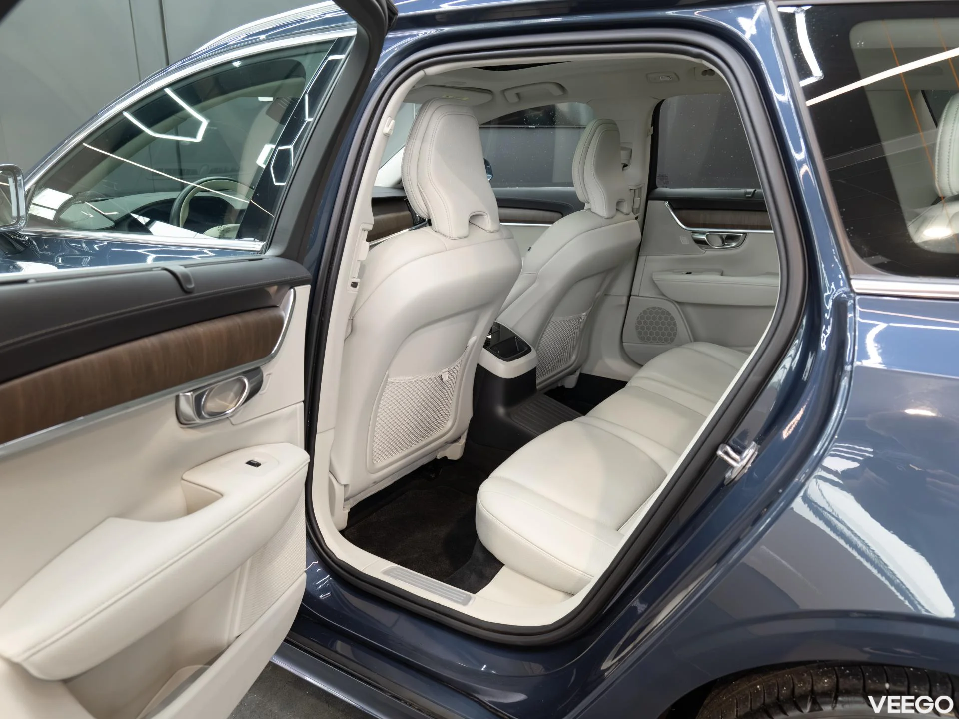 Volvo V90 2.0 251kW