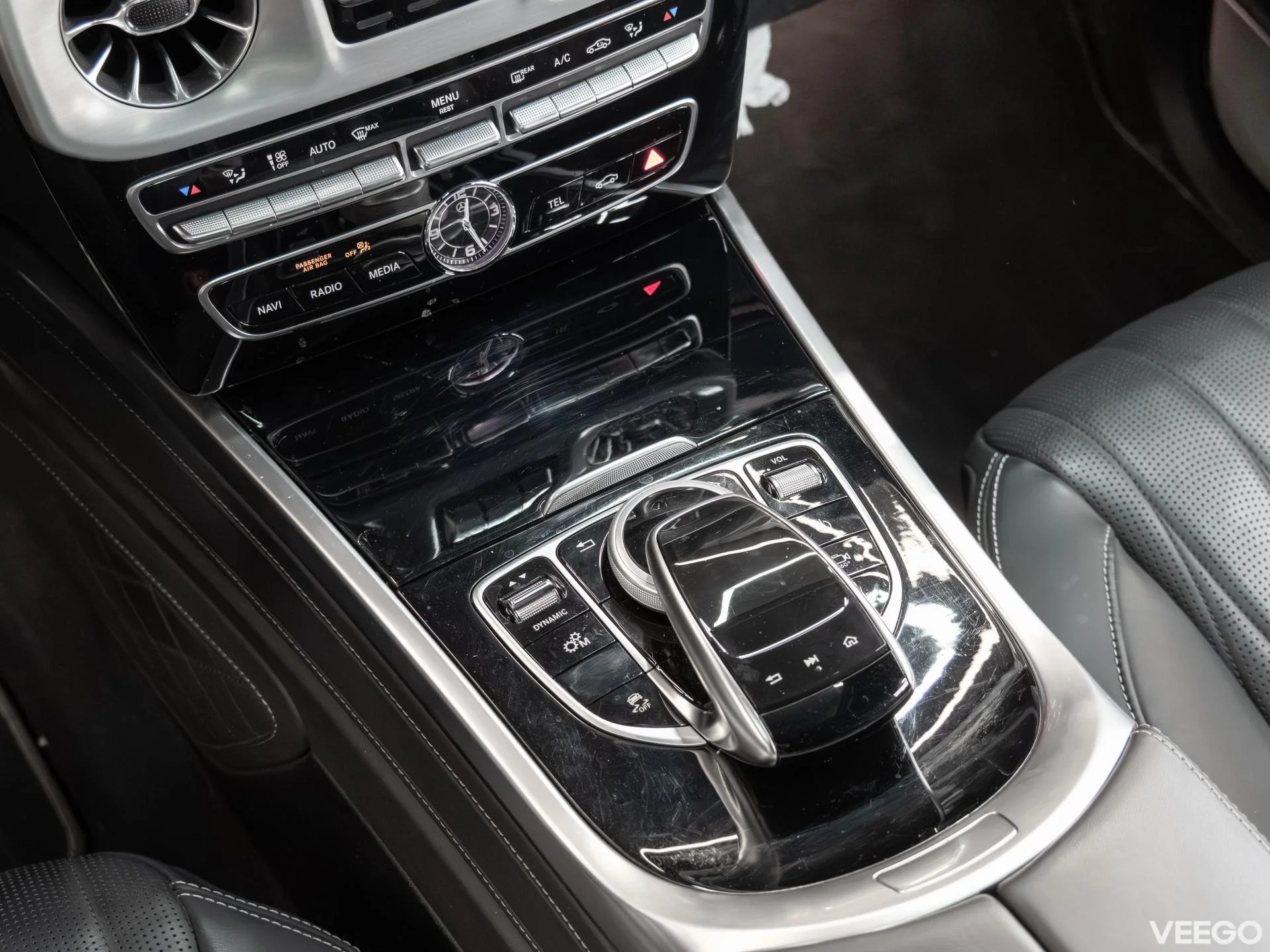 Mercedes-Benz G400 3.0 243kW