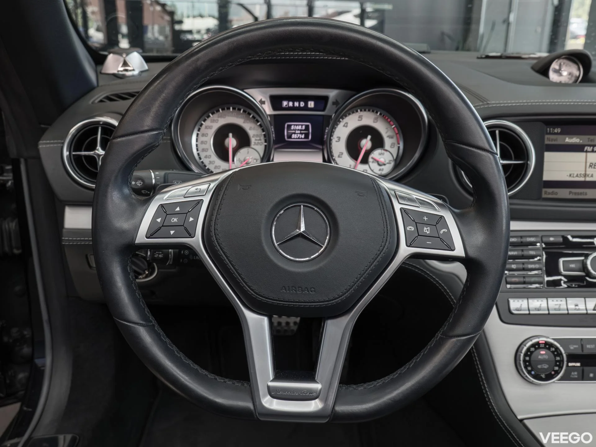 Mercedes-Benz SL500 4.7 320kW