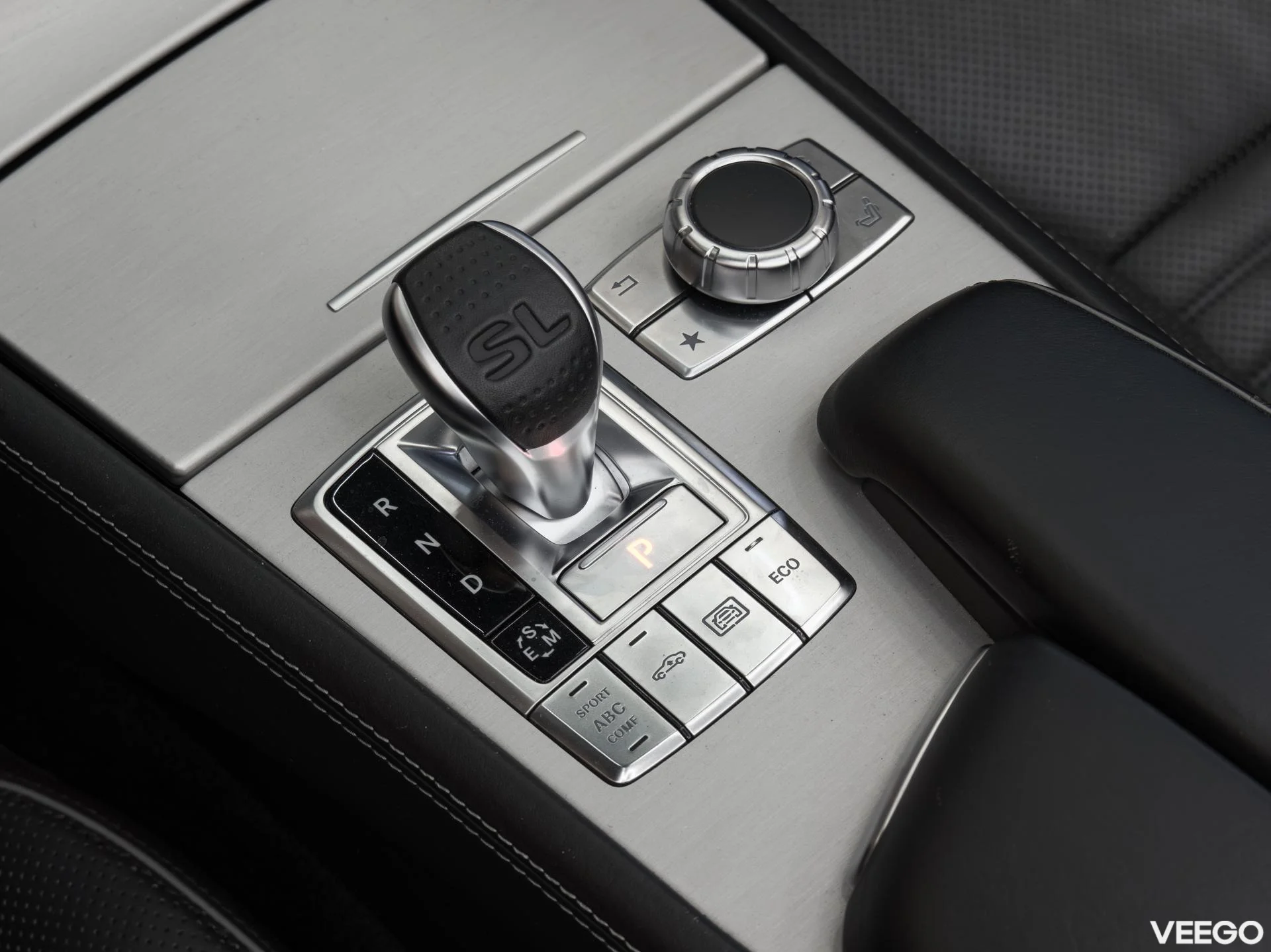 Mercedes-Benz SL500 4.7 320kW