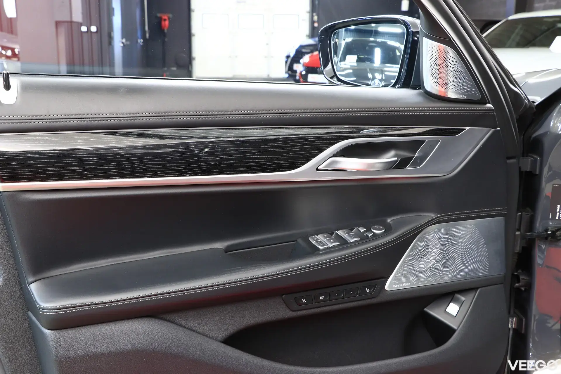 BMW 750 4.4 390kW