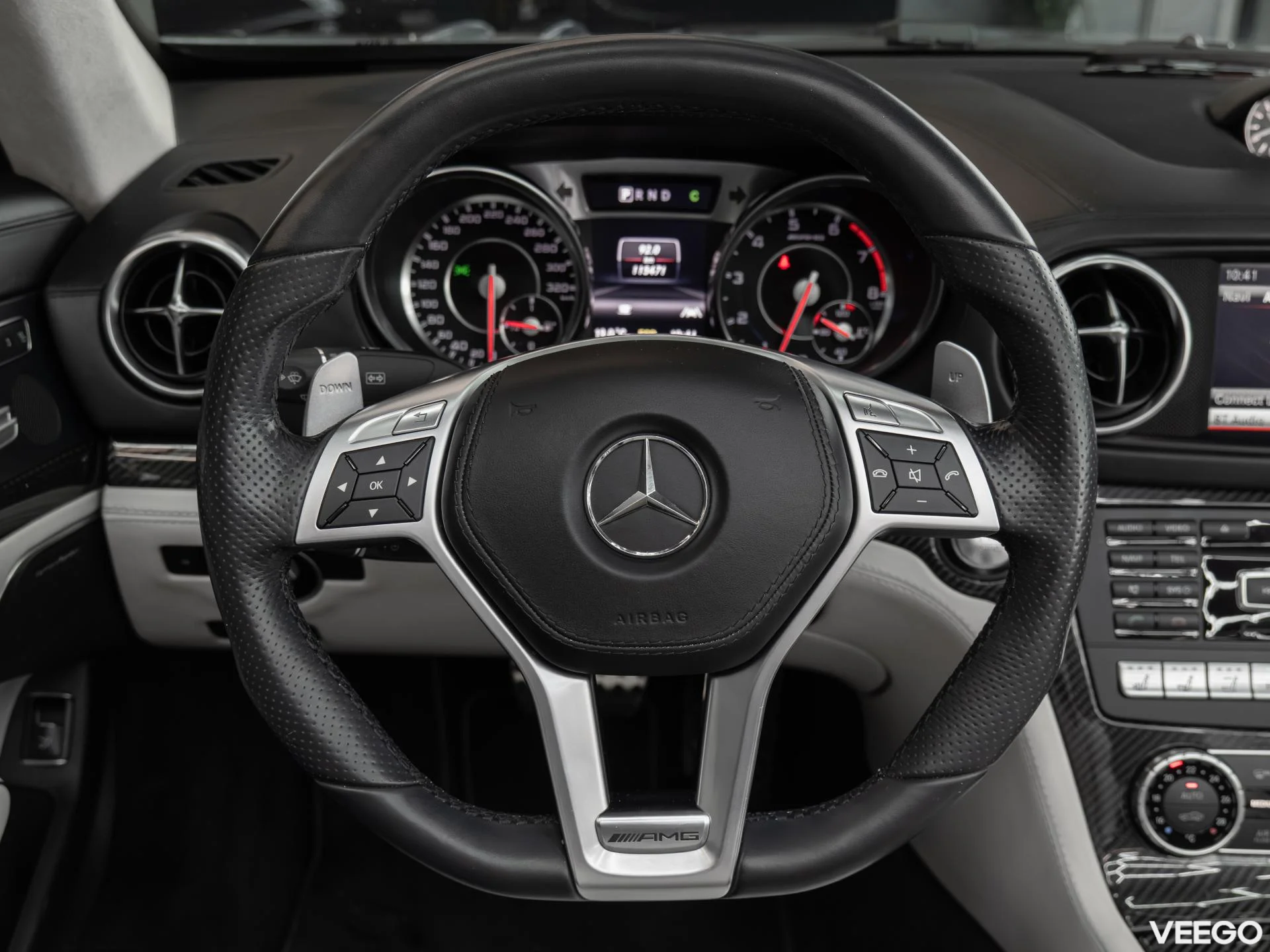 Mercedes-Benz SL63 AMG 5.5 395kW